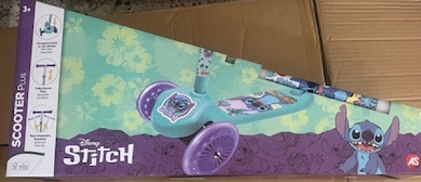 SCOOTER PLUS STITCH ΜΕ ΛΑΜΠΑΔΑ (KINA)
