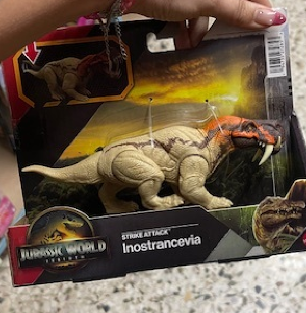 JUR.WORLD REBIRTH-ΦΙΓΟΥΡΕΣ ΔΕΙΝΟΣΑΥΡΩΝ ΜΕ ΣΠΑΣΤΑ ΜΕΛΗ